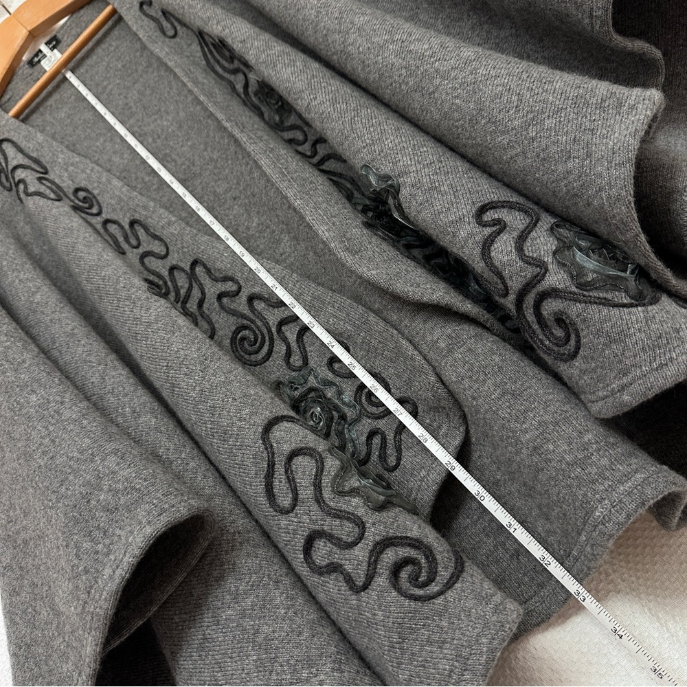 Chic Wool Italian made Gray Women's Poncho with Embroidery - Picture 12 of 12